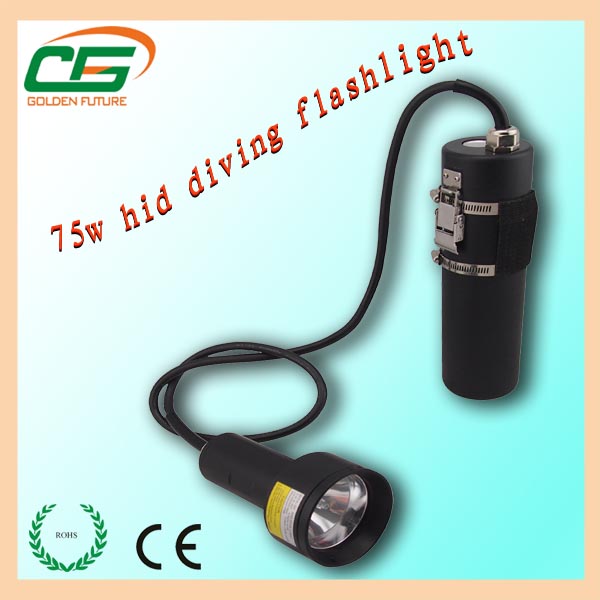 300 feet underwater adventure diving flashlight